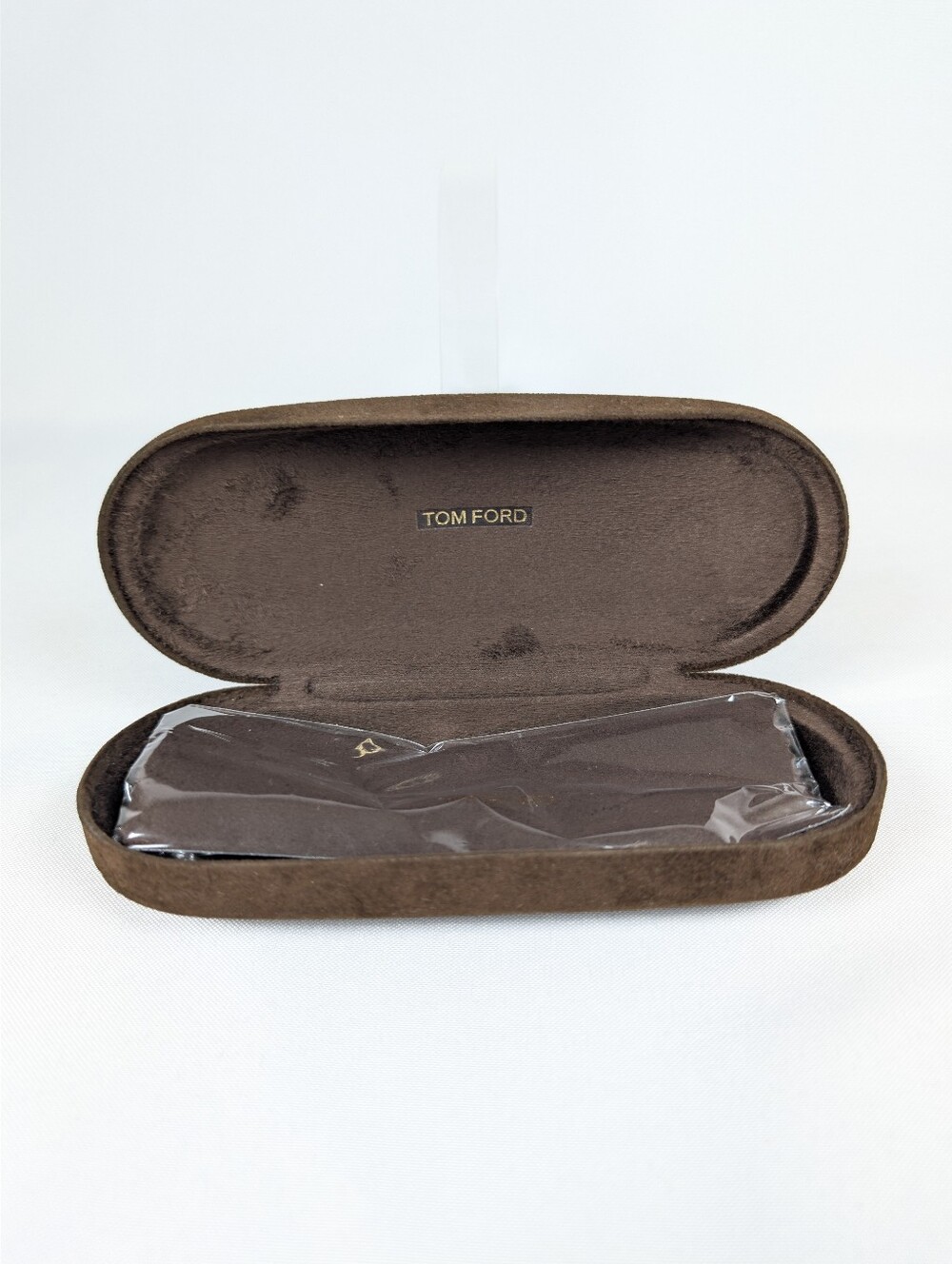 Tom Ford Clamshell Sunglasses Case Brown Velvet OS Unisex Accessories - Picture 2 of 5